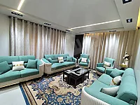 للبيع شقة مفروشة حماه ضاحية أبي الفداء 1000م² مع جناين ومسبح ومحلات