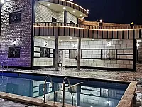 للبيع فيلا مفروشة 750م² وبناء 140م مخدمة ديلوكس/حماه استراد حي تشرين