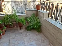 شقة ببرزة للبيع طريق الحنبلي - قبل كازية نزها 