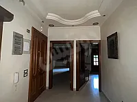 شقة للإيجار في الزهراء بحلب 6 غرف طابق أول 225م²