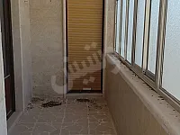 للبيع شقه في حي تشرين بقرب مدرسه مساحه 200 م .. قبليه شرقيه شماليه 