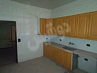 للبيع شقة في كشكول مساحة 120 متر 2برندة اتجاه جنوبي 