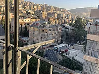 للبيع شقه في المزه طريق الجلاء خلف القصرالعدلي طابق ٧ 