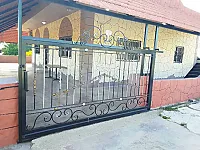 مزرعة للبيع قرب جبلة مع منزل جاهز للسكن 2500 م²