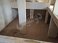 أجرا القبو مساحة ١٥٠ متر + اسقيفه مساحة ١٠٠ متر اجار سنوي 1700 دولار