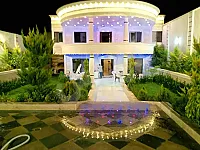 مزرعة للبيع/ 25/ -طريق المطار ج 5/ طابقين-بمساحة 1000 م² و140 م بناء.