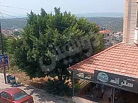 للييع شقة في  طرطوس منطقة صافيتا شارع الكورنيش مساحة ١٢٠ طابق اول فني