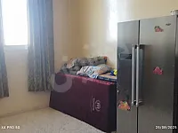 شقةبالاربعين عالشارع الرئيسي مفتوحة الجوانب