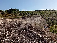 أرض زراعية للبيع في الشيخ بدر، طرطوس - 11300 م² مع كهرباء