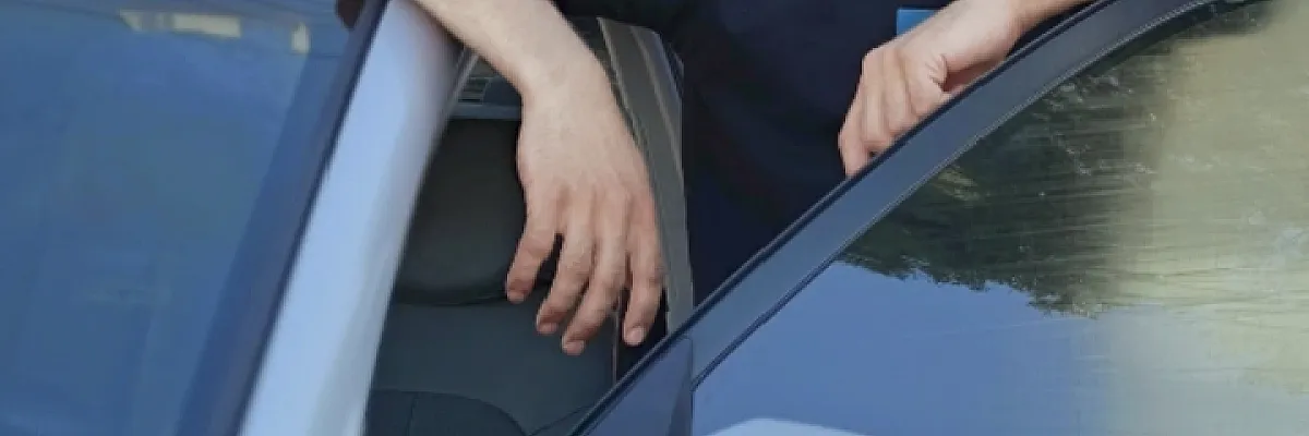 حسين تركي الدرويش Cover