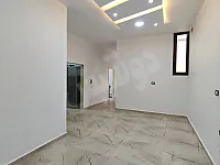 للبيع شقة في سلمية من الطابق الاول فني اكساء سوبر ديلوس