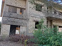 فيلا للبيع في صلنفة - 500م² - إطلالة مفتوحة بسعر 200,000$