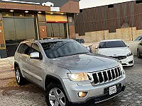 جيب جراند شيروكي 2012 للبيع في حلب بسعر 14000 دولار