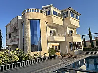 فيلا للبيع في خان الشيح شارع شرف - 1700 م² - 6 حمامات - 3 طوابق