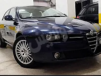 سيارة للبيع بحكم الزيرو ممشاها 15 الف و خالية تماما 