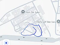 للبيع ارض. في حمص شارع القاهرة بجانب مكاتب السيارات 