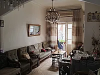 للبيع منزل سليمانية ٤وصالون طابق اول بلكونين بسعر