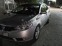 استئجار كيا سيراتو 2011 فضية في المزة بسعر 500 دولار