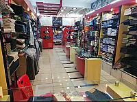 للإيجار محل بالفرقان