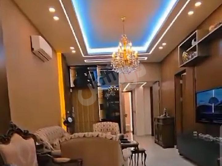 للبيع شقة بحي القصور مساحة 130 مؤلف من اربع غرف وصالة 