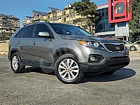 كيا سورينتو 2010 للإيجار في الميدان - SUV لون رمادي