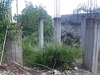 قواعد و عواميد على أرض ١٤٤متر مربع في منتصف ناحية البهلولية