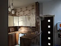 شقة 3 غرف وصالون للبيع في مركز حمص حي الأرمن بسعر 20,000$