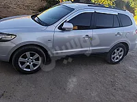 هيونداي سانتا في 2008 مستعملة بحالة ممتازة - 9800$