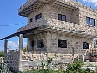 للبيع فيلا جاهزة ٩٠%  دوبليكس طابقين بين القنجرةوكرسانا 