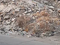 اتجاه غربي قبلي على شارع الرئيسي