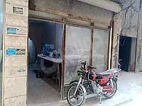 للبيع محل تجاري يبعد امتار قليلية عن الشارع الرئيسي 