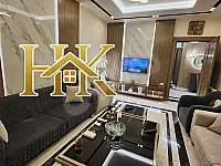 للبيع شقه فاخره في حي المحافظه طابق أول اتجاه غربي