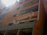 للبيع بناية كاملة على الهيكل في حي الامريكان 