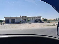 محلات للاجار في السبخة -الجبلي -الطريق العام.