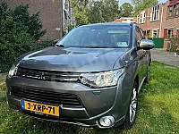 سيارة  ميستوبيشي بحكم الجديد  قادمة من هولندا مباشر ومركوب شخصي.