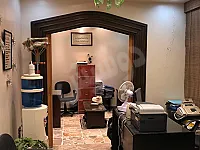 للبيع شقة بالشهبندر مقسمة لقسمين تصلح عيادتين