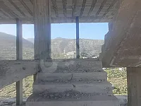 شقة للبيع ع العضم المكان بيت ياشوط المساحة 180متر  طابو اخضر 