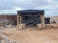 منشرة حجر كامل +مقلع حجر+بيت 8غرف جناحين 