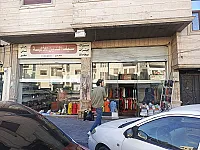 محل للايجار يعتبر صاله مساحه 200متر 