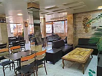 مطعم فاخر للبيع في الصالحية دمشق مع تراس وإطلالة رائعة