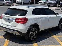 مرسيدس 2015 GLA250 / 4MATIC - لون أبيض