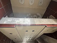 للبيع مكتب تجاري يتالف من طابقين واسطوح ممكن بصير طابق كسوة جيدة جدا 