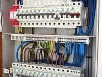 تصليح التمديدات الكهربائية في التضامن - خدمة طوارئ متاحة