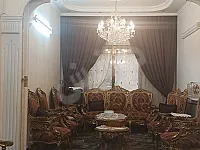 للبيع شقة بالمزة شارع الجلاء مقابل السندباد 