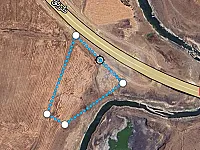 أرض سليخ على نهر العاصي وعلى الؤتسراد 