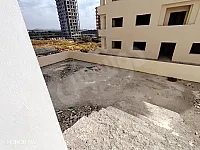 شقة 4 غرف للبيع في بناء حديث مقابل المشفى العسكري بطرطوس