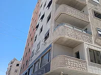 للبيع في أشرفية صحنايا شقة مفروشة 