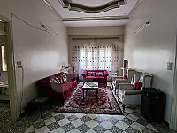 شقة 4 غرف للبيع في حمص، الوقع الحمرا، بسعر 235,000 دولار