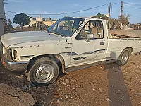 تويوتا هايلوكس 1994 مستعملة للبيع في مزيريب - 4500 دولار