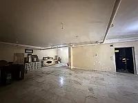 للبيع صالة مع شرفة سماوية في شارع الاندلس بحلب مساحة ٢٥٠م 